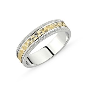 OLIVIE Stříbrný snubní prsten 2131 Velikost prstenů: 10 (EU: 62-64) Ag 925; ≤3,3 g.