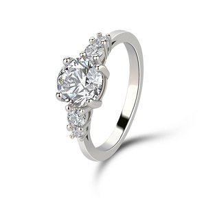 OLIVIE Stříbrný prsten VYZNÁNÍ LÁSKY 4234 Velikost prstenů: 6 (EU: 51-53) Ag 925; ≤2,2 g.