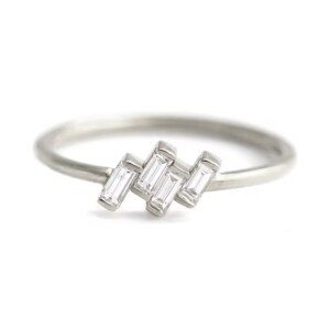 OLIVIE Stříbrný prsten PATRISHA 8861 Velikost prstenů: 5 (EU: 49-50) Ag 925; ≤0,8 g.