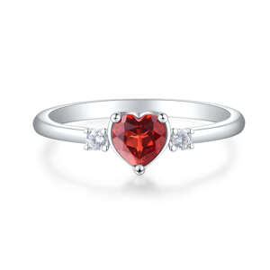 OLIVIE Stříbrný prsten PŘÍRODNÍ GRANÁT 8931 Velikost prstenů: 11 (EU: 65-67) Ag 925; ≤1,6 g.